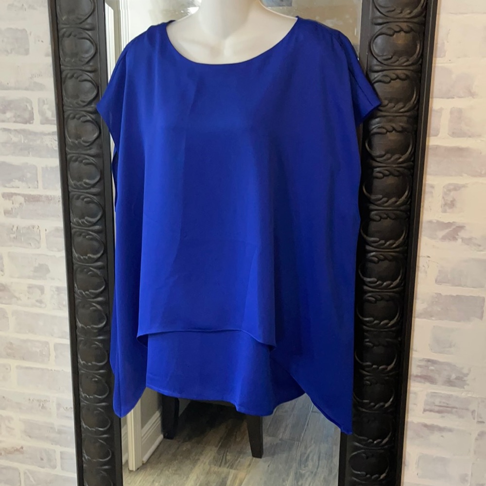 Twinset sold separately in cobalt red or black